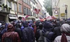 Condannati otto tifosi granata per gli scontri del derby Parma-Reggiana del 2017