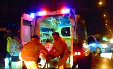 In 6 in auto finiscono in un dirupo: muore un 25enne, a Parma il più grave dei feriti