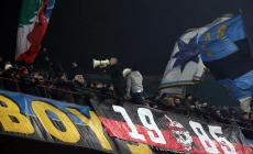 Agguato a Milano: uno dei fermati parla. In questura uno dei capi della curva dell'Inter