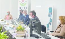 Al  Food Farm gli studenti   trasformano la dolcezza in solidariet&agrave; 