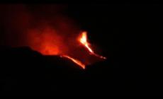 Etna: fontana di lava e cenere, 17esima eruzione  da Sud-Est