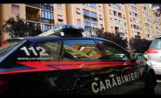 Incaricato da un parente, 12enne spara e ferisce un uomo