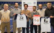 Scendere in campo per  fare gol. E per aiutare i bambini ammalati 