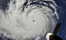 Arriva l'uragano Florence: 245mila evacuati in Virginia 