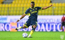 Intervento per Cyprien, stagione finita. Conti in forse per Cagliari