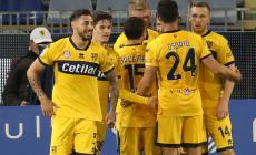 Cagliari-Parma 4-3: crociati avanti per 90' e beffati nel recupero da 2 gol in 2'