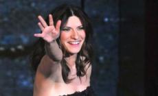 Laura Pausini: "Se vinco mi alzo e urlo, spero niente parolacce"