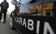 Uccide il vicino per il fumo dal barbecue poi si nasconde in un magazzino: fermato