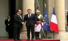 Macron all'Eliseo per il passaggio di poteri Video