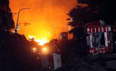 A fuoco l'impianto che rifornisce di acciaio l'Europa