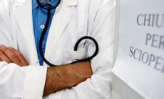 Il medico di base non la visita: finisce sotto accusa, ma viene prosciolto