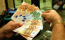 Il giudice gli taglia oltre metà del debito