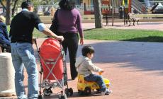 Un albo per aiutare le famiglie, ma il centrosinistra lo boccia