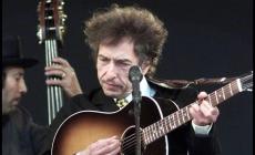 Menestrello, poeta e leggenda: Bob Dylan compie 80 anni