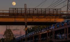 Luna rossa in via Mantova - Foto
