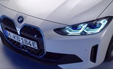 Bmw guarda al futuro con l'elettrificazione della gamma 