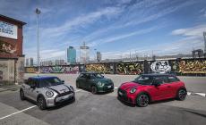 Mini splendida 20enne