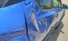 Sassate contro le auto. «E' una banda di ragazzini»