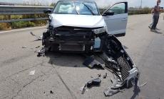 Incidente in tangenziale (Pittarello): scontro tra due auto, un ferito