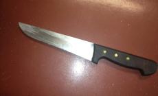 Aggressione con coltello nella notte: una rissa fra nigeriani finisce con due uomini feriti