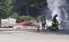 Piccolo aereo precipita a Padova, morto il pilota