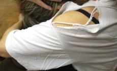 Offre riparo a una senzatetto, poi la violenta: fermato un 32enne somalo a Milano