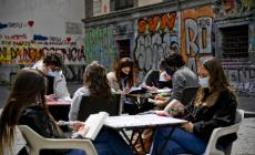 Costa: "Con questi numeri e il ritmo delle vaccinazioni, studenti in classe senza mascherina"