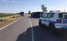 Motociclista cade sulla provinciale 33 a Sissa: trasportato al Maggiore