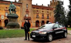 Due amici (un po' alticci) si prendono a pugni: separati dai carabinieri