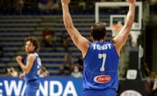 Basket,  impresa Italia: batte la Serbia a Belgrado e vola a Tokyo