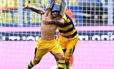 Dimarco pubblica la foto dell'esultanza dopo il gol: travolto dagli insulti