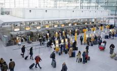Liquidi oltre 100 ml nel trolley in Italia solo in 5 aeroporti (con dei distinguo). Codacons: "Una fregatura"