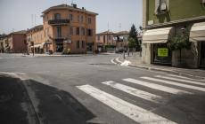 Scontro tra un'auto e uno scooter all'incrocio tra via Venezia e via Trieste: un ferito grave