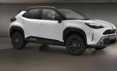 Toyota Yaris diventa Cross