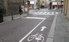 Via XXII Luglio, all'incrocio con strada Repubblica &egrave; arrivata la &laquo;casa avanzata&raquo; per le bici