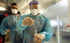In Italia calano i nuovi positivi al Covid ma crescono i pazienti in terapia intensiva