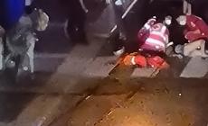 Schianto tra scooter in via D'Azeglio: due giovani all'ospedale. Motociclista ferito dopo scontro con furgone in via Trento