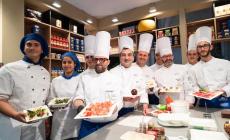 "Cena dei mille" rinviata al 2022