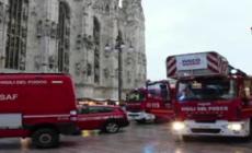 Precipita dalle terrazze del Duomo e muore