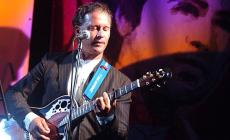 Musica dal vivo con Simone Valeo