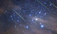 Una camminata sui sentieri e sotto le stelle