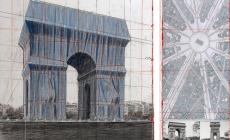 Parigi impacchetta l'Arco di Trionfo
