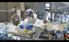 Covid: in un mese 300 morti in Italia e oltre 1.300 contagi fra gli operatori sanitari