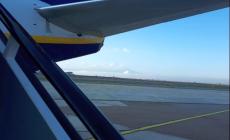 Malore in volo ma sull'aereo viaggiano cinque medici: salvata 60enne 