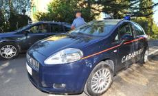 Due minorenni in fuga: i carabinieri li ritrovano in un parco di Felino