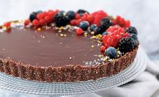 Torta di cioccolato e gelatina ai mirtilli
