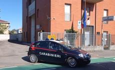 Evade dai domiciliari e passeggia per Sissa: arrestato 50enne