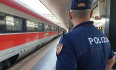 Green pass, minacce no-vax, Sibilia: "Denuncia per chi arrecherà disagi alla circolazione". Stazioni presidiate