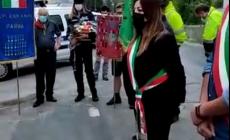 Lesignano, sindaco contestato al cippo