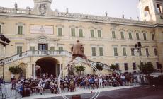 Il circo conquista i giardini della Reggia